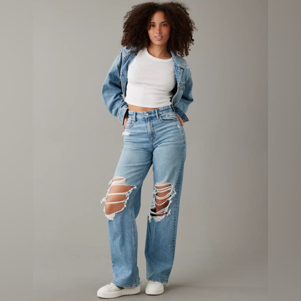 American Eagle Outfitters Curvy Super High-Waisted Baggy Straight Jean Size 12